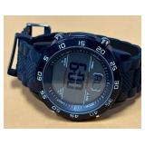 11 - DIGITAL WATCH (B8)