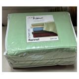 K - FLANNEL SHEET SET TWIN SIZE (P10)