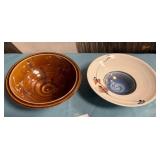 K - TWO VINTAGE CERAMIC BOWLS (P110)