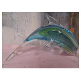 11 - ART GLASS DOLPHIN (U18)