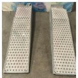 512 - PAIR OF VEHICLE RAMPS (K10)