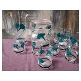 11 - VINTAGE ACRYLIC DRINK SET (U54)