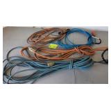 J1 - LOT OF ELECTRIC EXTENSION CORDS (G35)
