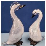 N - PAIR OF ART GLASS DUCKS (N105)