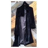 11 - DKNY COAT (P302)