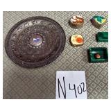 11 - MIXED LOT OF COLLECTIBLES (N402)