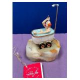 11 - RON LEE CLOWN FIGURINE (Y147)