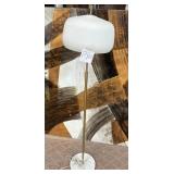 11 - FLOOR LAMP (P??)