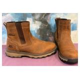 L1 - PAIR OF CAT BOOTS SIZE 11.5 (A3)