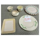 11 - MIXED LOT OF COLLECTIBLE BELLEEK (N184)