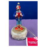 11 - RON LEE CLOWN FIGURINE (Y146)