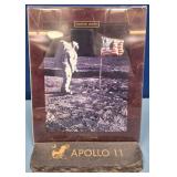 11 - APOLLO 11 MOON LANDING PHOTO (N43)