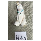 11 - POLAR BEAR FIGURINE (N409)