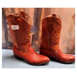 494 - PAIR OF COWBOY BOOTS SIZE 10 (K9)