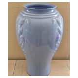 J2 - ART GLASS URN-STYLE VASE 16'T (L36)