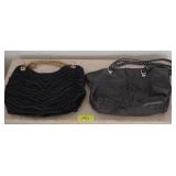 J2 - LOT OF TWO PURSES (M26)