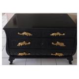 J2 - THREE-DRAWER CHEST (L9)