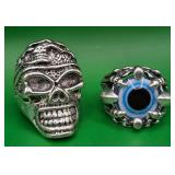 696 - TWO COSTUME JEWELRY RINGS SIZE 8/9 (Z12)