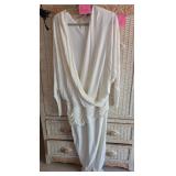 J2 - WOMEN'S EVENING DRESS SIZE S (R45)