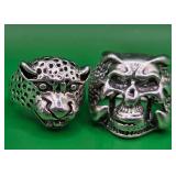 696 - TWO COSTUME JEWELRY RINGS SIZE 8/9 (Z17)