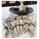 J4 - ELEGANT LINEN NAPKIN DECOR SET (K11)