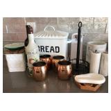 J4 - FARMHOUSE KITCHEN ACCESSORY BUNDLE (K6)