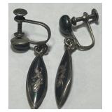 STERLING SILVER THAI EARRINGS 5.1 GRS