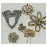 VINTAGE  BROOCHES