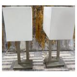 520 - PAIR OF MATCHING TABLE LAMPS