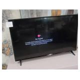 11 - LG 44'TV (J33)