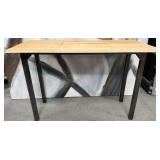 503 - ACCENT TABLE 34X49'