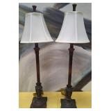 11 - PAIR OF MATCHING TABLE LAMPS (U9)