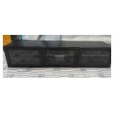 11 - ENTERTAINMENT CONSOLE