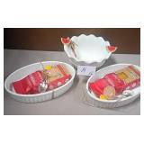 43 - NEW WMC MAC & CHEESE GIFT SETS, BOWLS (M16)