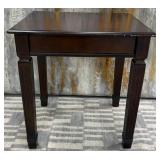 520 - DARK WOOD SIDE TABLE (P37)