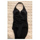 N2 - L.L. BEAN SWIMSUIT SIZE 10 (M995)