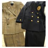 N2 - TWO ELLEN TRACY WOMEN'S SETS (M62)