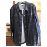 N2 - CHICO'S ELONGATED DENIM JACKET (M37)