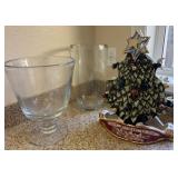 N2 - CHRISTMAS TREE/HANUKKAH HOLDER, VASES