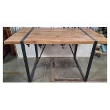 11 - ACCENT TABLE WITH METAL BASE