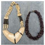 11 - TWO PIECES COSTUME JEWELRY NECKLACES (B4)