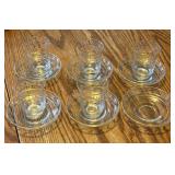 S1 - VINTAGE GLSSWARE & SAUCERS (K71)