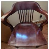 S1 - VINTAGE WOODEN ARM CHAIR (R27)