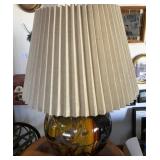 S1 - TABLELAMP WITH PLEATED SHADE (L38)
