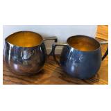 S1 - VINTAGE CREAMER & SUGAR BOWL SET (K109)