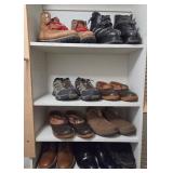 S1 - NINE PAIR OF SHOES SIZE 9 (E214)