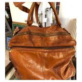 S1 - BROWN LEATHER WEEKENDER BAG (L24)