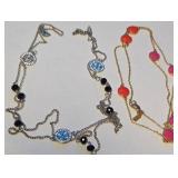 S1 - TWO COSTUME JEWELRY NECKLACES (B23)