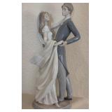 N1 - LLADRO BRIDE & GROOM FIGURINE W/BOX (B7)