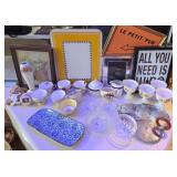 N1 - MIXED LOT OF COLLECTIBLES (L196)